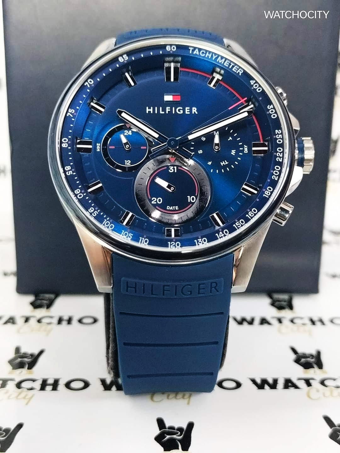 TOMMY HILFIGER MAX image 1