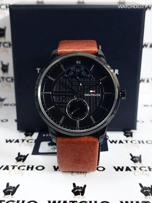 TOMMY HILFIGER HUNTER image 0