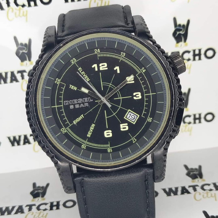 Diesel Deadeye Analog Model Dz-1310 image 1