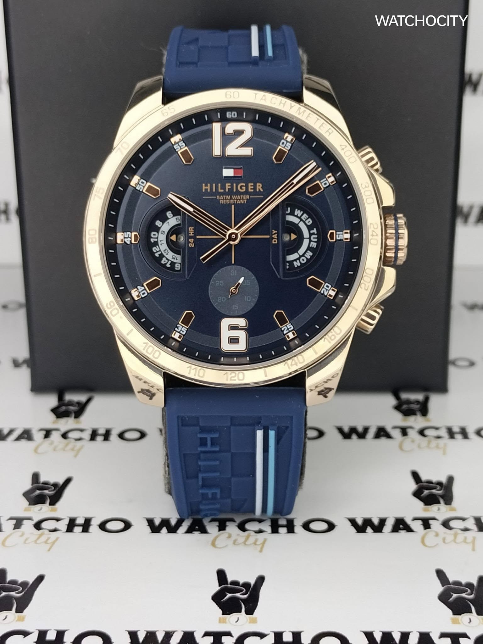 TOMMY HILFIGER DECKER image 0