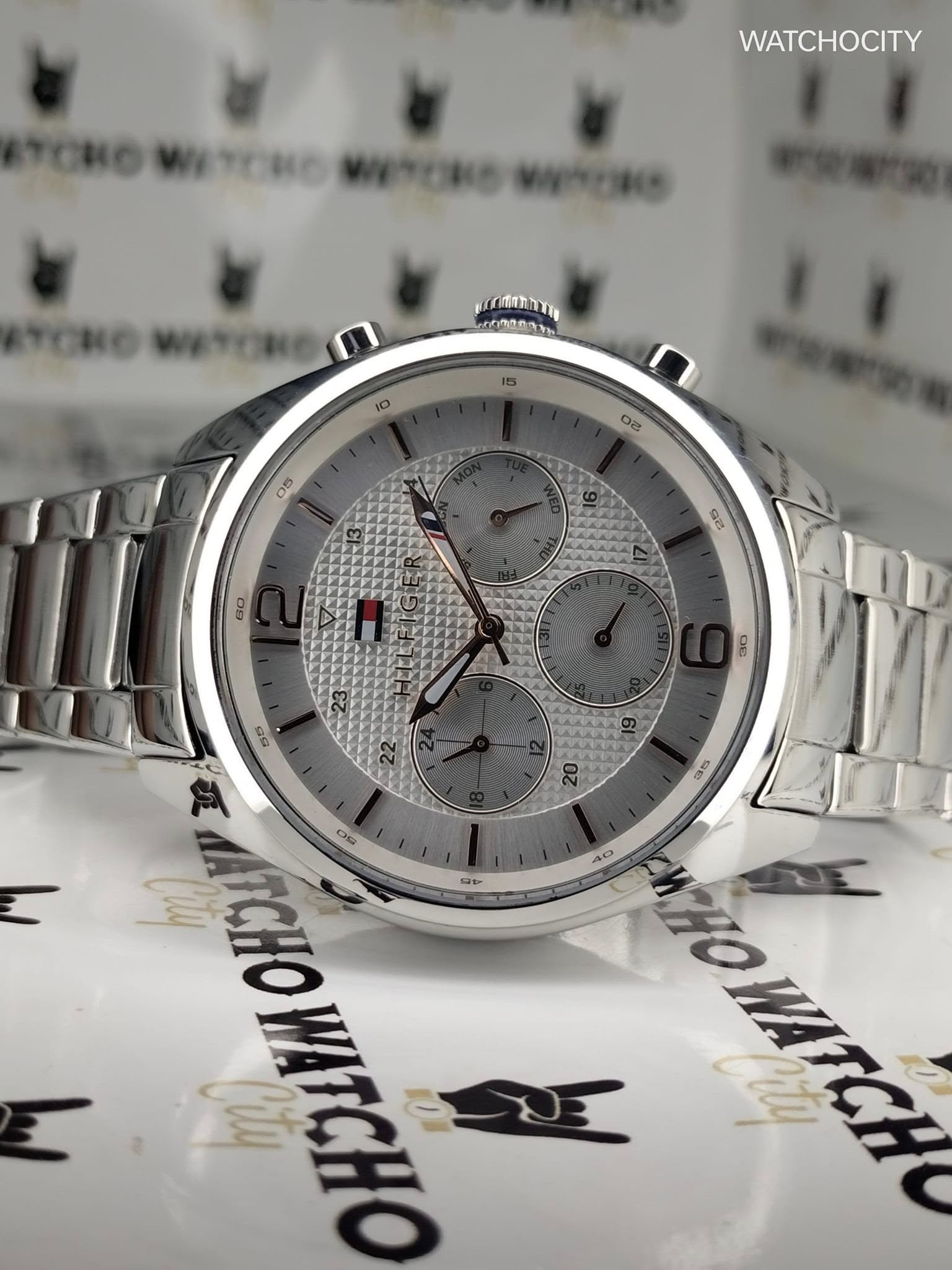 TOMMY HILFIGER CORBIN image 3