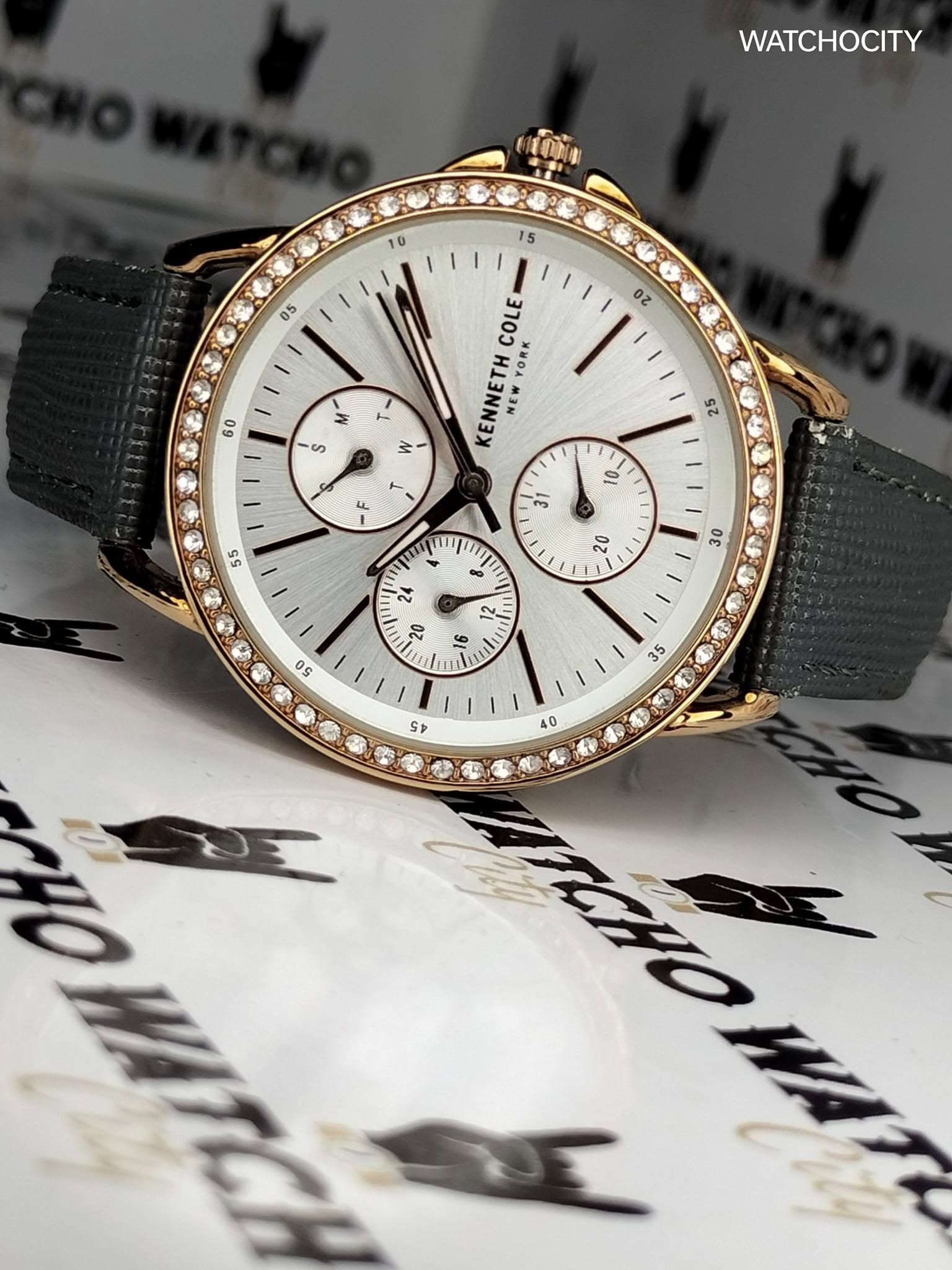 KENNETH COLE CLASSIC image 2