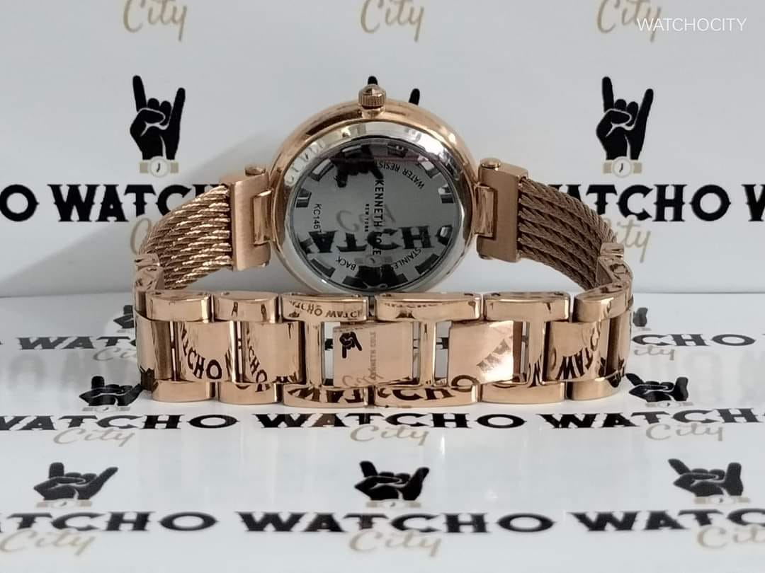 KENNETH COLE TRANSPARENCY image 4