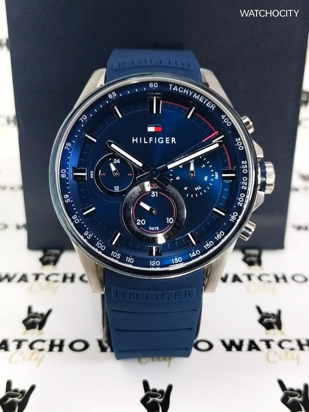 TOMMY HILFIGER MAX image 0